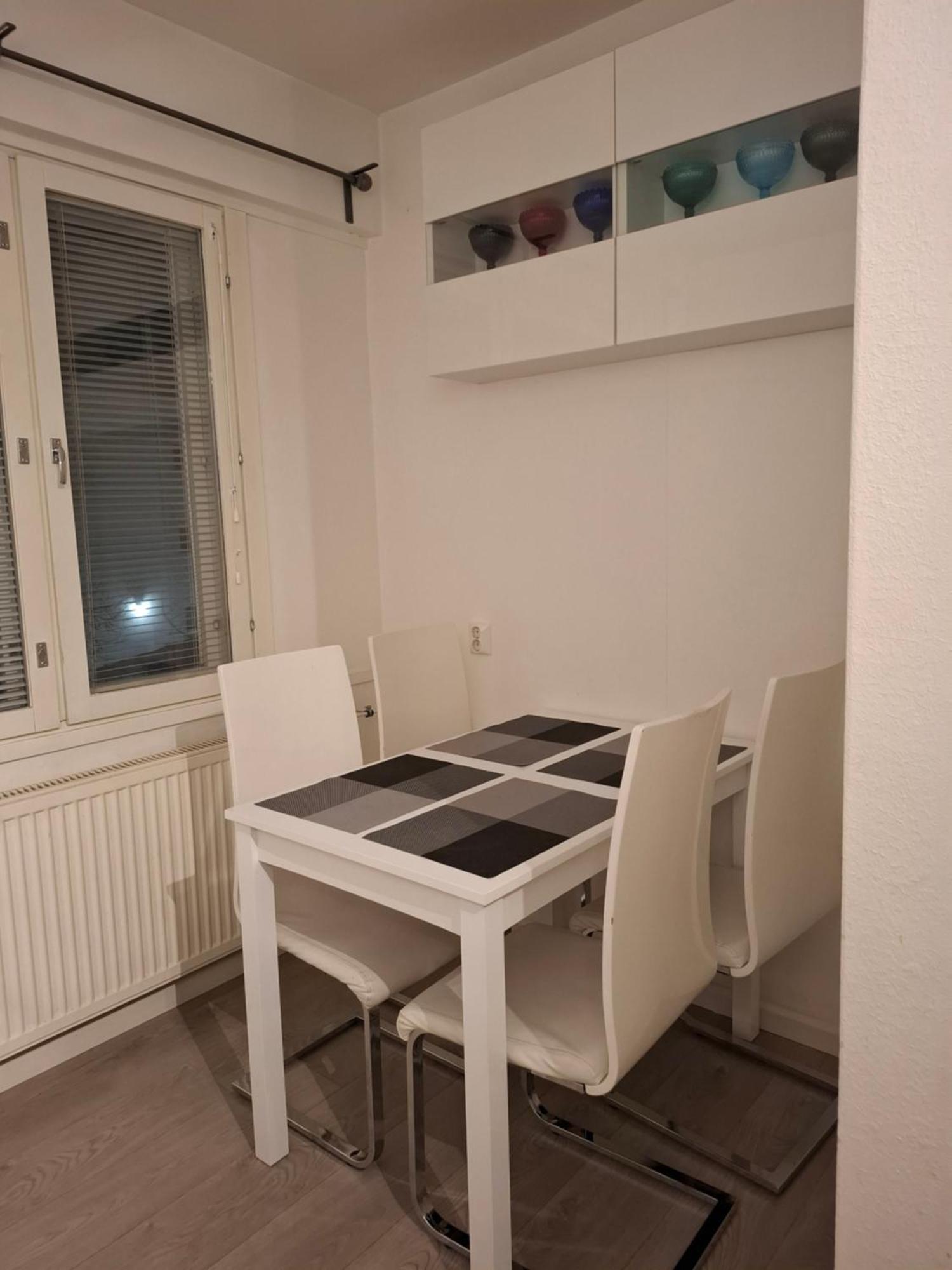 City Apartment Snellmaninkatu 22 A, Yksityinen Pistokkeellinen Paikoitus Sisaeltyy Hintaan Kuopio Ngoại thất bức ảnh