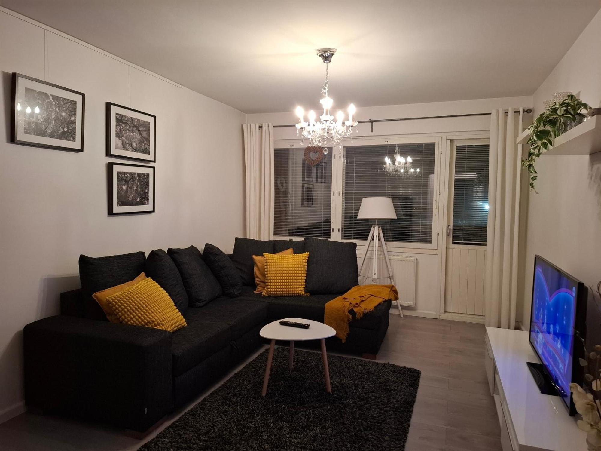 City Apartment Snellmaninkatu 22 A, Yksityinen Pistokkeellinen Paikoitus Sisaeltyy Hintaan Kuopio Ngoại thất bức ảnh
